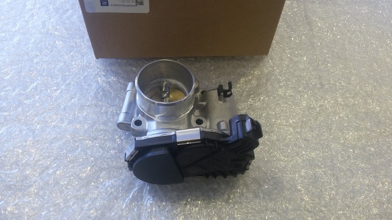 Opel Adam Gaz Kelebeği 1.2 - 1.4 Motorlar GM