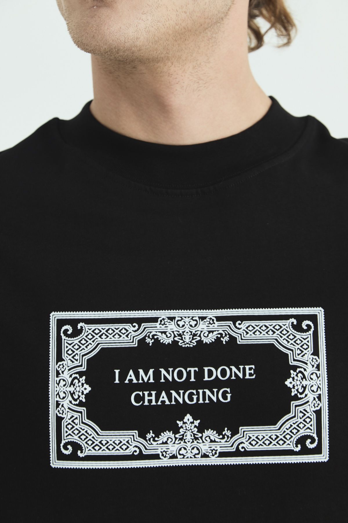 I AM NOT DONE CHANGING Baskılı, Nakışlı %100 Pamuk T-shirt