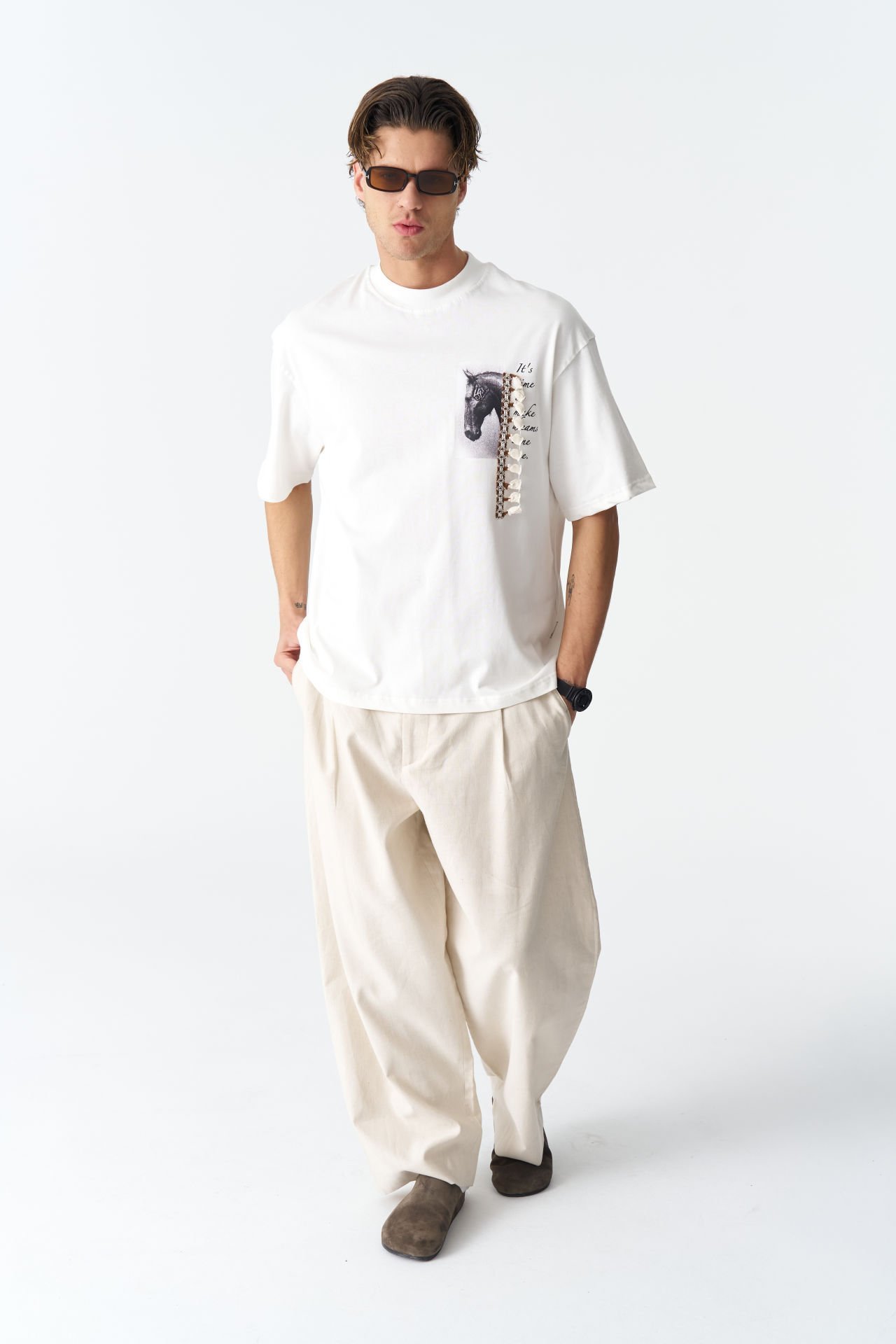 At Baskılı, Nakışlı, Örgülü Unisex %100 Pamuk T-shirt