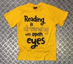 READING IS DREAMING WITH OPEN EYES Baskılı T-shirt