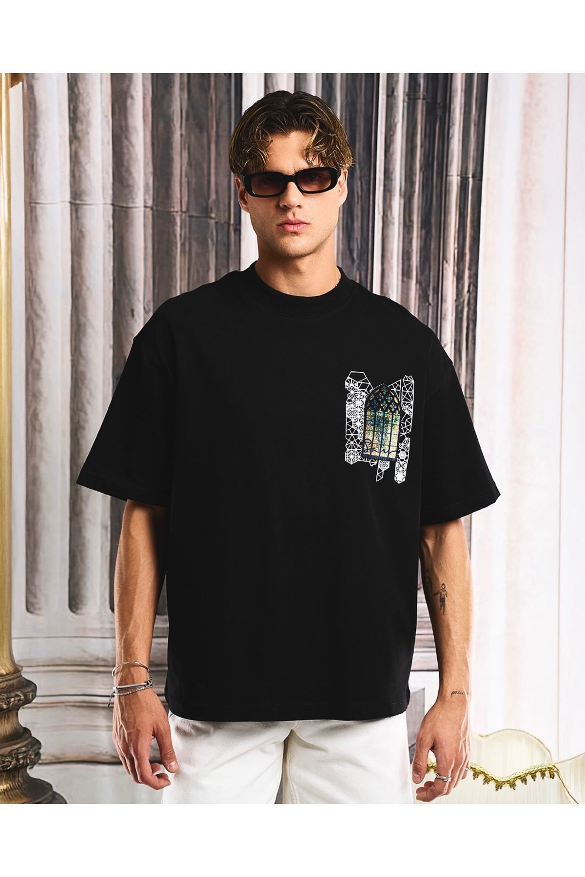 Pencere Aplikeli Unisex %100 Pamuk Oversize Siyah T-shirt
