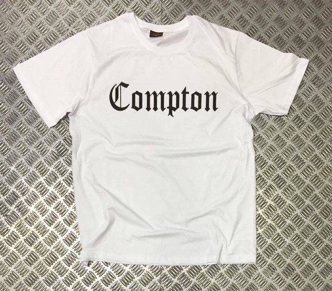 COMPTON Baskılı T-shirt