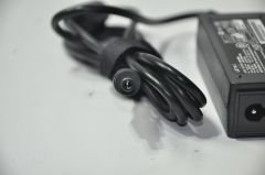 Axima TS 7 Netbook Adaptörü (19V - 1.58A - 30W (5.5 x 2.5mm))