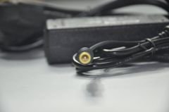 Axima SN 3 Netbook Adaptörü (10.5V - 1.9A - 20W (6.5 With Pin))