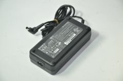 Orjinal Sony 19.5V 7.7A 150W VGP-AC19V54 Notebook Adaptör