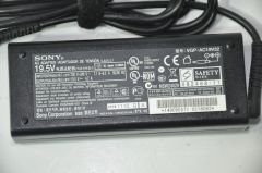 Orjinal Sony VGP-AC19V32 19,5V 4,7A Notebook AC Adaptörü