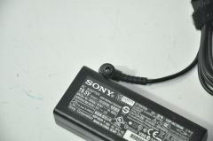 ORJİNAL SONY P/N VGP-AC19V48 19,5V 3,3A ŞARJ ADAPTÖRÜ