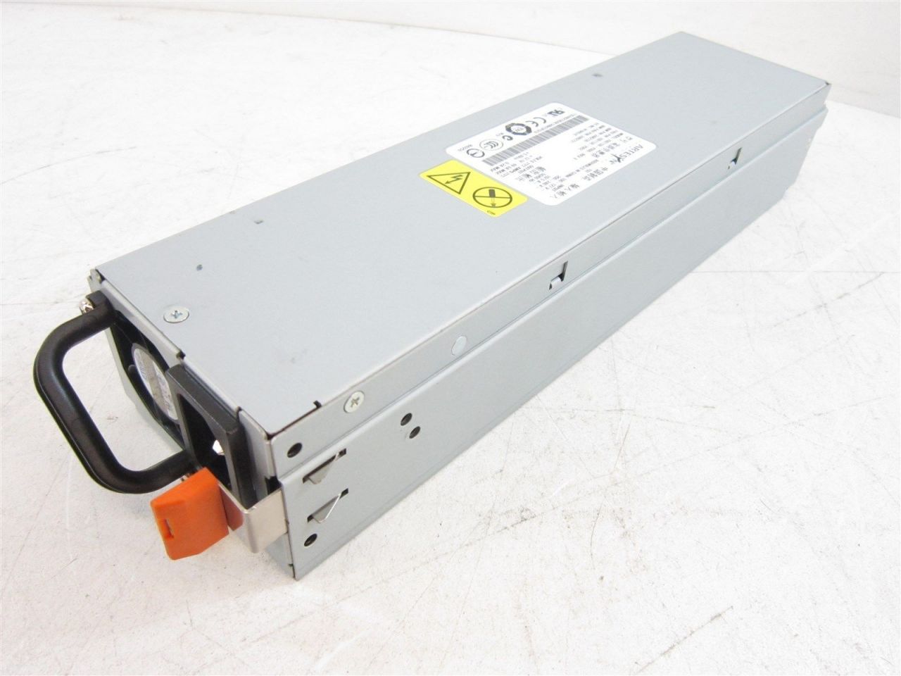 IBM xSeries x3650 Server Unit PSU 7001138-Y000 7001138-Y002 24R2730 24R2731 835W HotSwap Power Supply