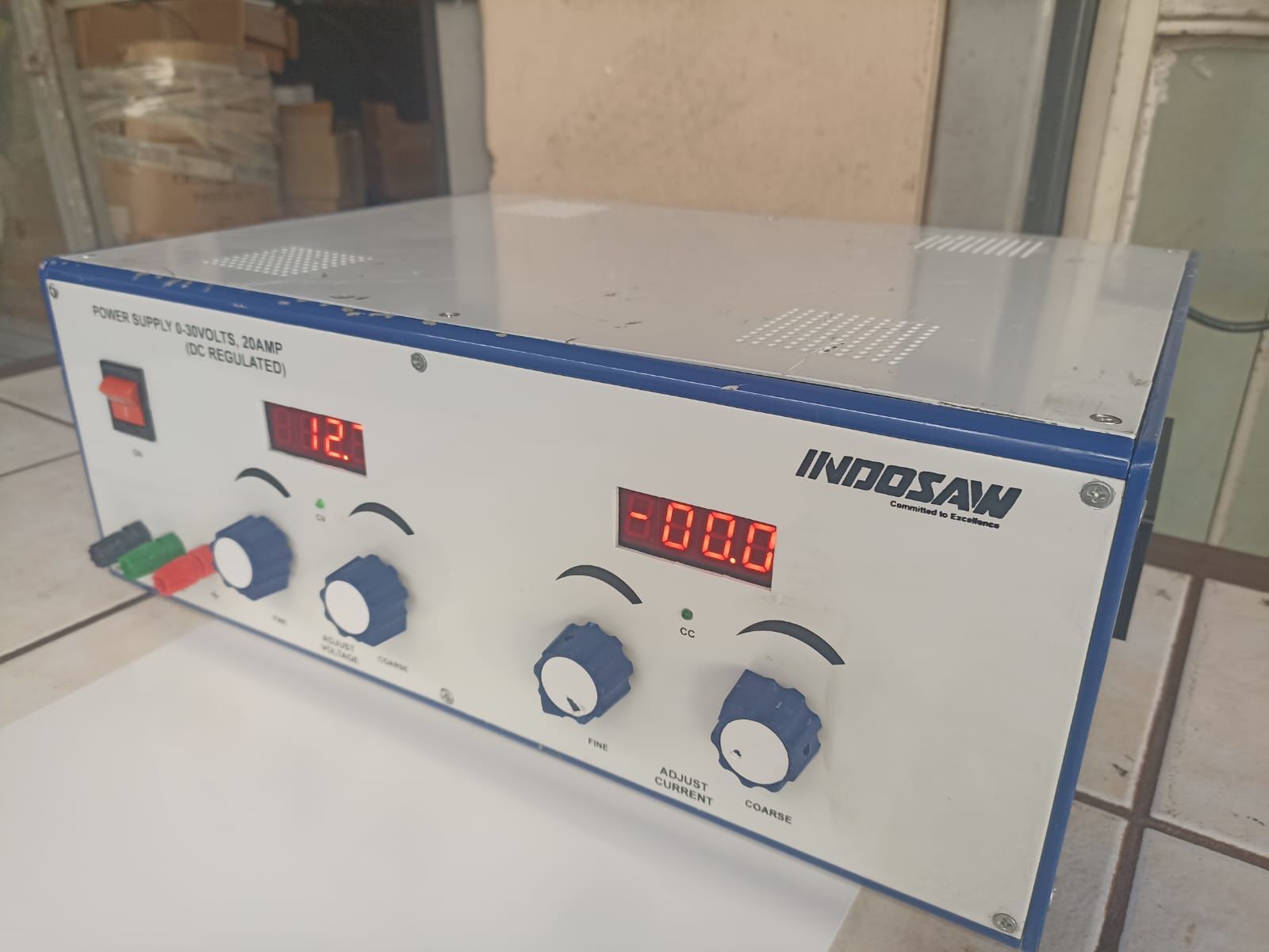 İndosaw 0-30Volt, 20A Ayarlanabilir Güç Kaynağı