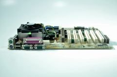 ASUS P3 Soket 370 TUV4X SDRAM ANAKART