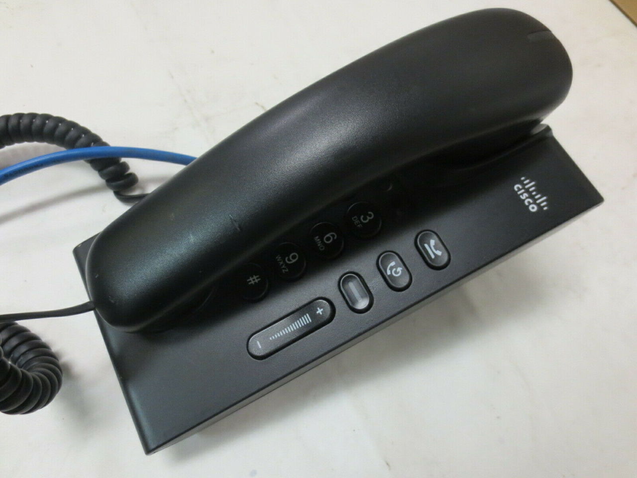 Cisco CP-6901 CP-6901-C-K9V01 IP Phone