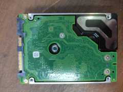 IBM SEAGATE SAS 300GB 42D0638 42D0641 ST9300605SS 2.5'' 10000RPM SCSI HDD