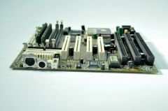 BIOSTAR P1 SOKET 7 MB-8500TTD EDO/SDRAM ANAKART