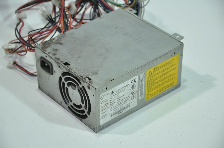 DELTA FS214U400WSW-1 S26113-E452-V50 400W POWER SUPPLY