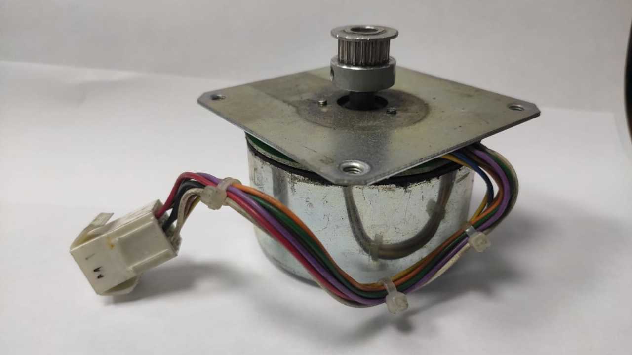 Tokushu Denso fz4038-a Motor