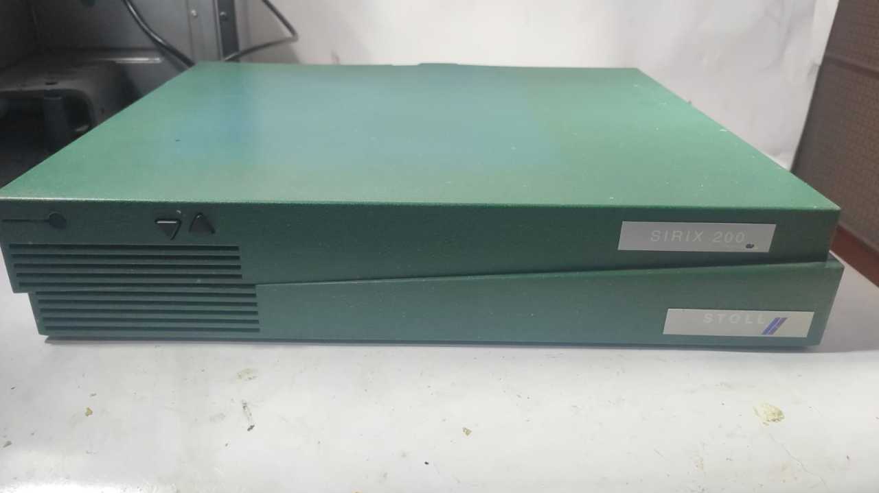 Workstation Silicon Graphics Indy SIRIX200 Model: CMN B006T150 SGI