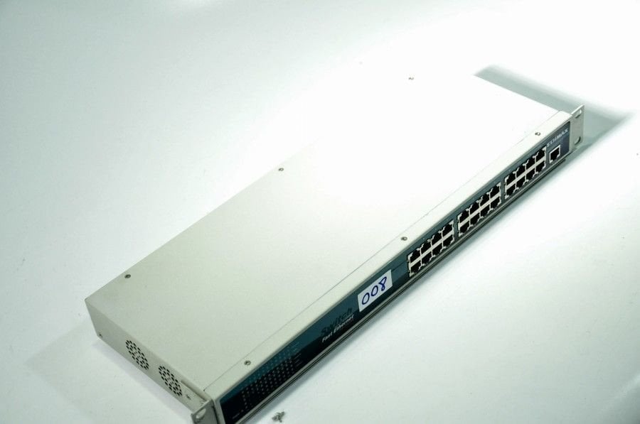 EDIMAX ES-3124R 10/100MBPS  24 PORT SWITCH