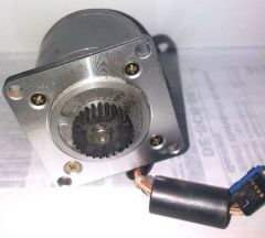Sanyo Denki Step-syn 103g771-0240 Stepping Motor 1.53v