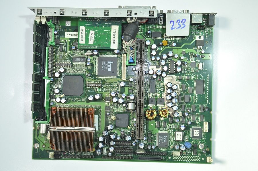WINCOR NIXDORF Beetle PGA370 1750128533 SDRAM ANAKART