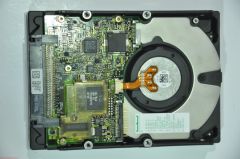 IBM 80 PIN 9GB DNES-309170 25L1953 36L8650 3.5'' 7200RPM SCSI HDD