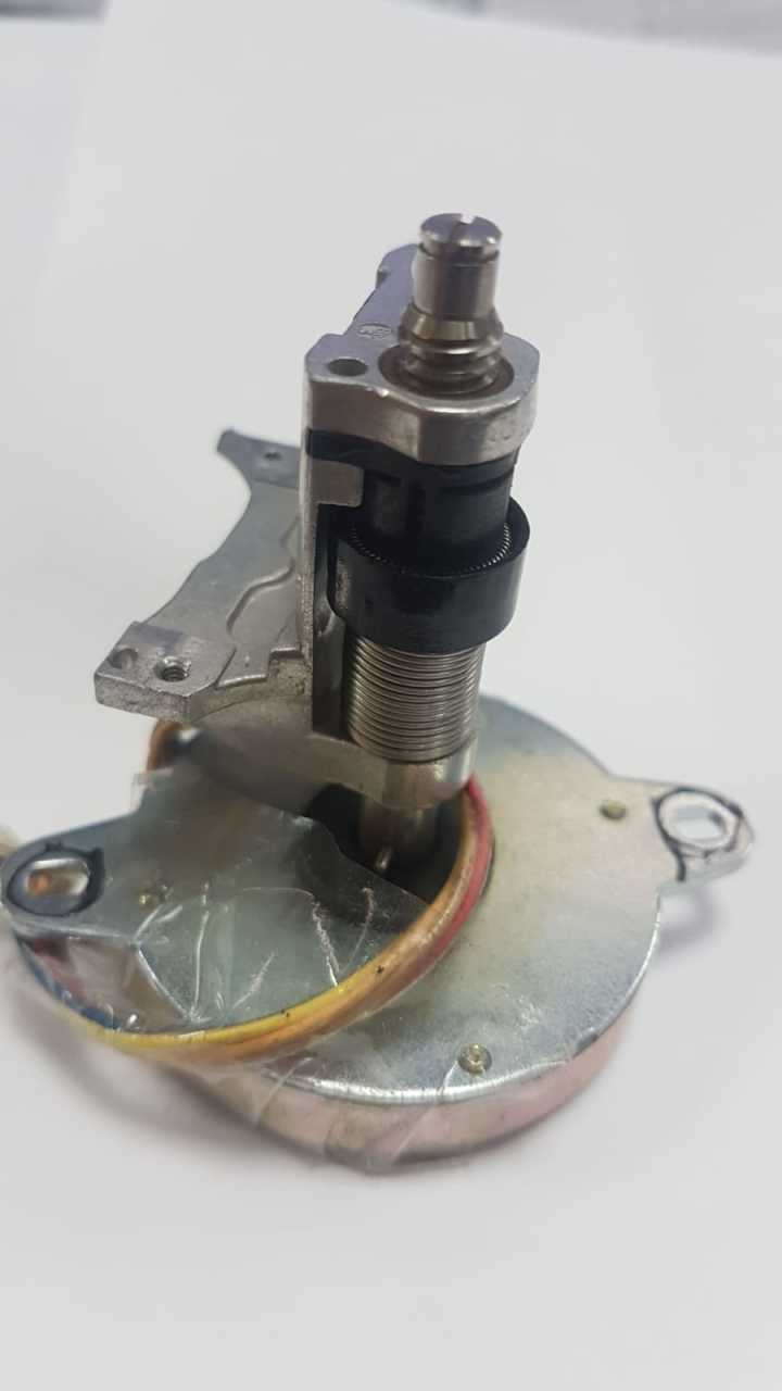 42 linear motor STH-46D017-05  1.8deg 40mm 12-60232-01