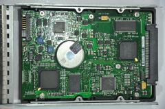 SEAGATE 80 PIN 18GB ST318453LC 3.5'' 15000RPM SCSI HDD