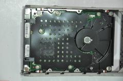 IBM 80 PIN 73GB 8J073J0 18DEC2005 3.5'' 10000RPM SCSI HDD