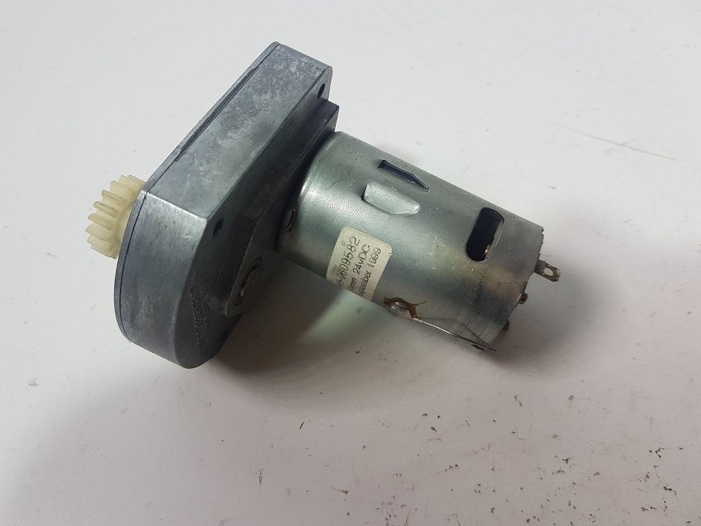 MELLOR ELECTRICS DC REDÜKTÖRLÜ MOTOR 445-0609582 110 RPM 24