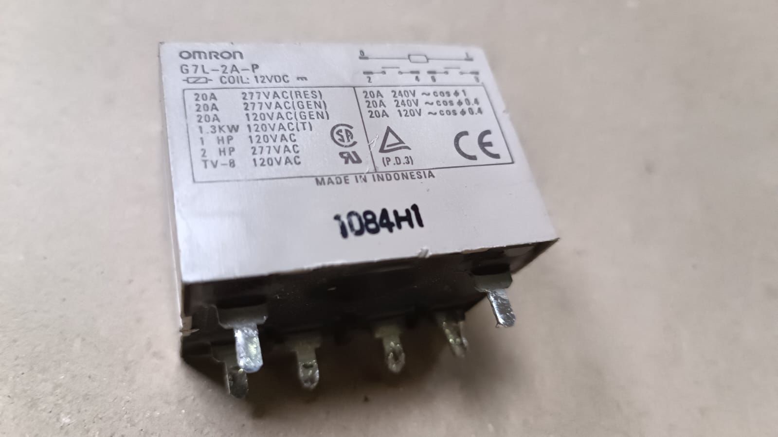 OMRON  G7L-2A-P 12VDC OCB Röle