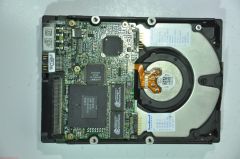 IBM 68 PIN 4GB DPSS-304300 07N3188 3.5'' 7200RPM SCSI HDD
