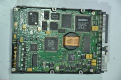 IBM 68 PIN 2GB 74G7007 EC486509 PN74G6984 3.5'' SCSI HDD