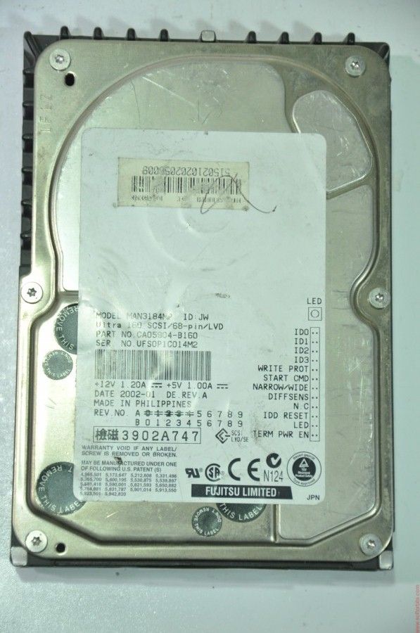 FUJITSU 68 PIN 18GB MAN3184MP 3.5'' 10000RPM SCSI HDD