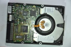 IBM 68 PIN 18GB DNES-318350 25L1860 25L3100 3.5'' 7200RPM SCSI HDD