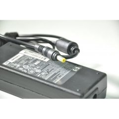 Hp 646212-001 / 645509-002 - Hp 8560w - Ac Adapter - 150 Watts Pfc Slim Adaptör