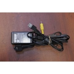 SONY AC-LS5 ŞARJ CİHAZI