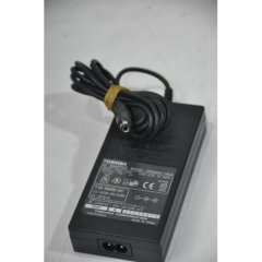 Toshiba PA3049U-1ACA Adaptör (15V 3A 45W)