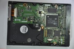 FUJITSU IDE 10GB  174015-001 3.5'' 5400RPM HDD