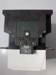 MOELLER CONTACTOR DIL M185 W/DIL M 820-XHI 110-250 COIL VOLTS 40-60 Hz/DC 3 PH