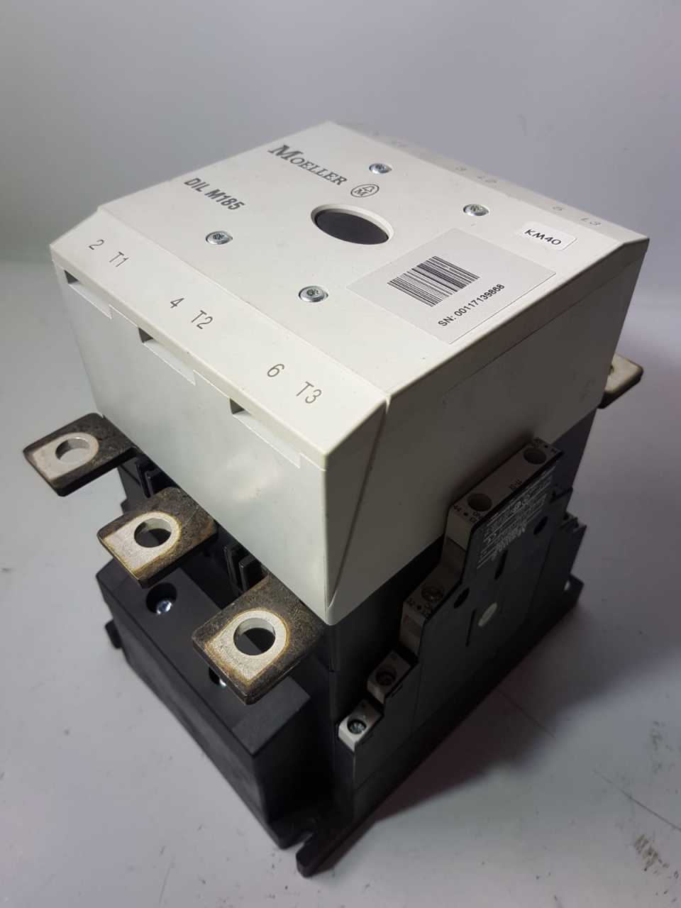 MOELLER CONTACTOR DIL M185 W/DIL M 820-XHI 110-250 COIL VOLTS 40-60 Hz/DC 3 PH