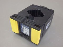 TCB3240 - SOCOMEC - TCB 32-40  Transformateur de courant 0.5 5A