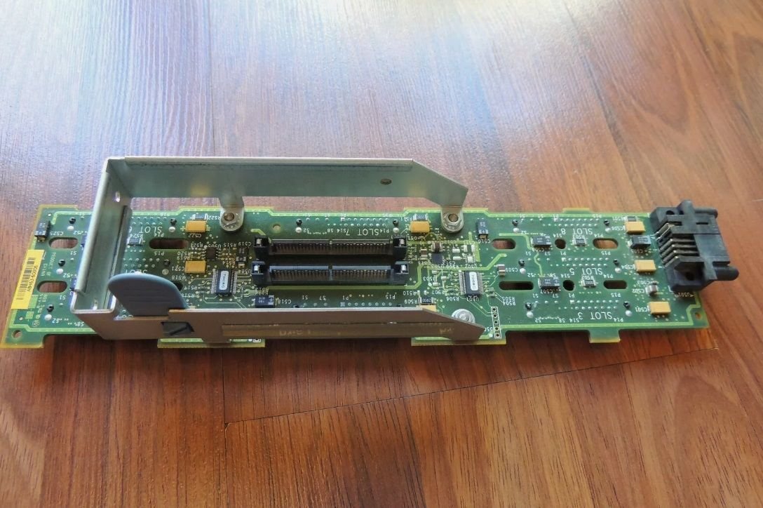 HP AB463-60006 RX3600/6600 Server 8-Slot SAS Backplane Board