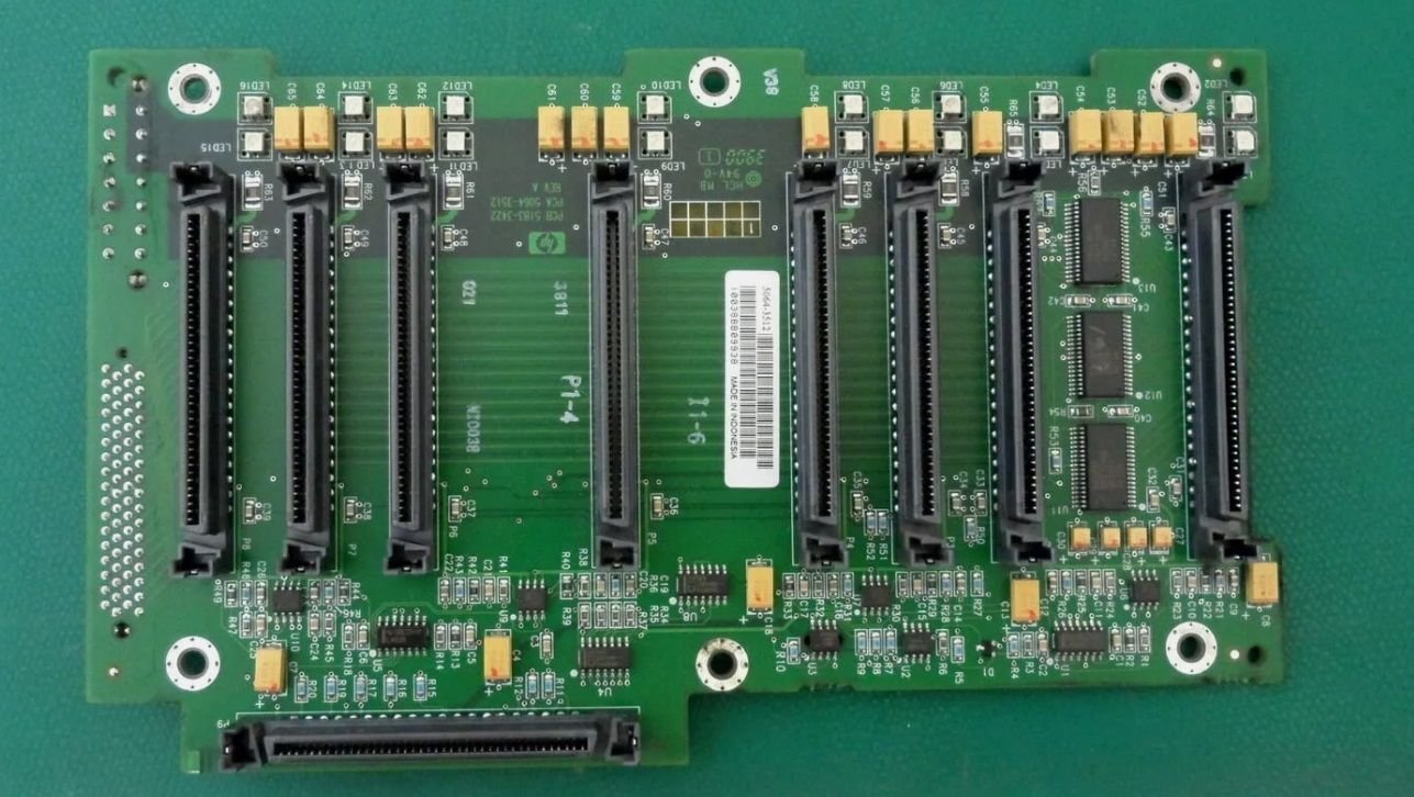HP 5064-3512 NetServer Hot Swap Backplane Board