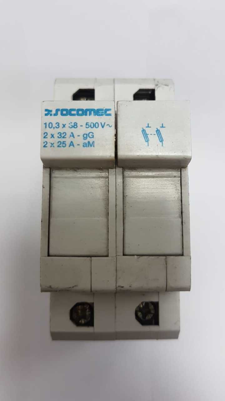 SOCOMEC 32 A, FUSE HOLDERS, 10 X 38, 500 V