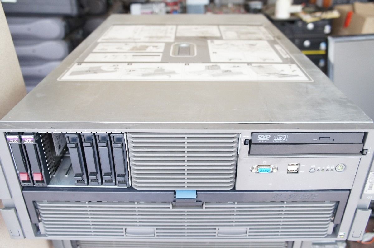 HP Compaq ProLiant DL585 G2 Rack Server