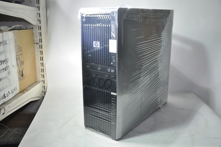 HP z600 QC Xeon X5550 2.66GHz 8GB 1TB SATA FW863AV SERVER