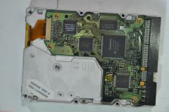 QUANTUM IDE 2.5GB 2550A ST25A103 3.5'' 5400RPM HDD