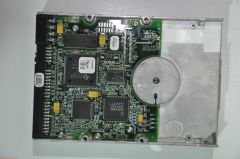 MAXTOR IDE 1.6GB 81750D2 3.5'' 5200RPM HDD