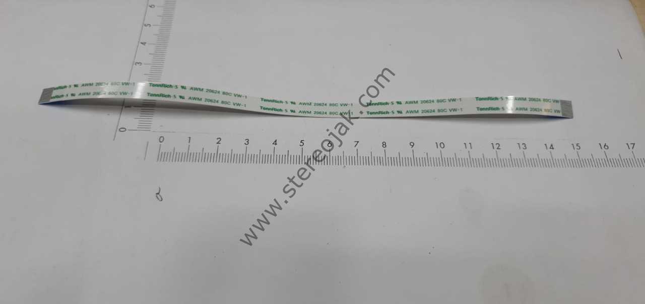 SHS E188165  awm 20798   13 damar pin  20cm