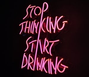 Stop Thinking Neon Yazı