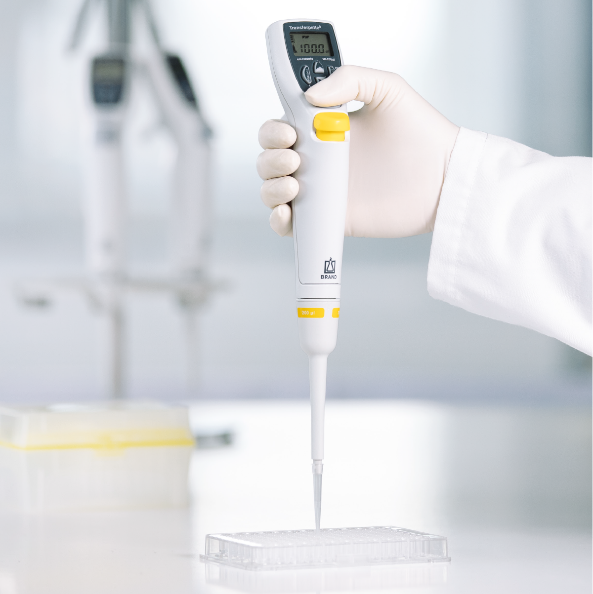 Brand Transferpette® Electronic 10200 µL Elektronik Pipet
